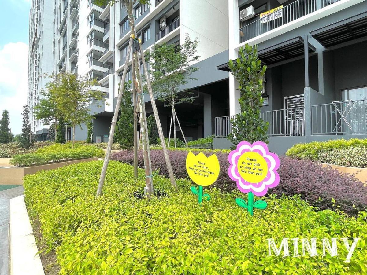 Netizen Near Mrt 2-3Pax Cozy Stay チェラス エクステリア 写真